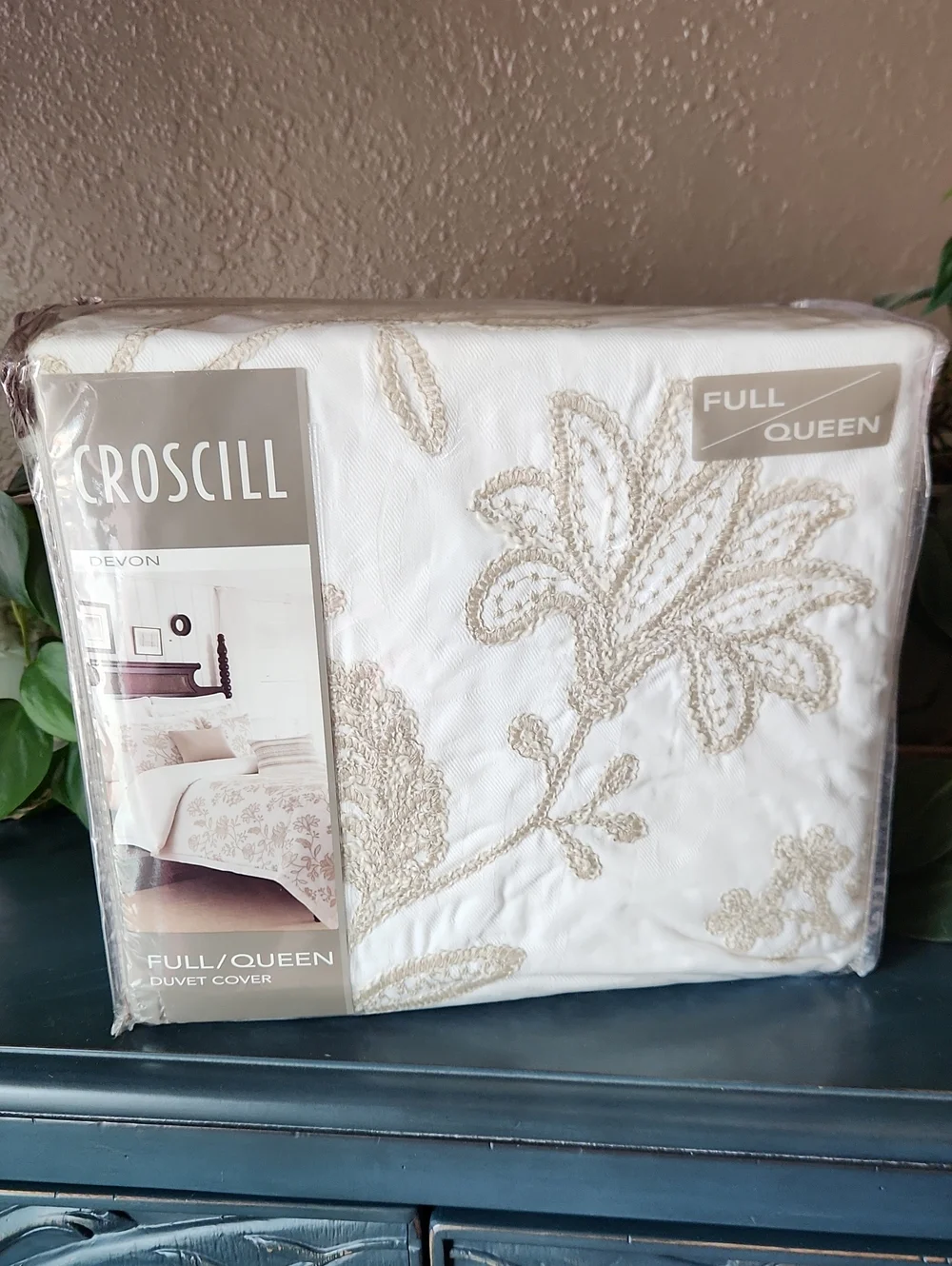 Croscill Devon Full/Queen Embroidered Cotton Duvet Cover in White and Beige